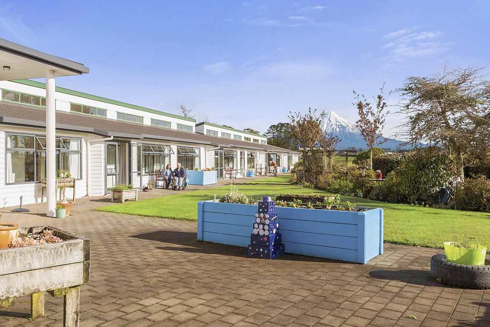 Elizabeth R Lifecare & Village