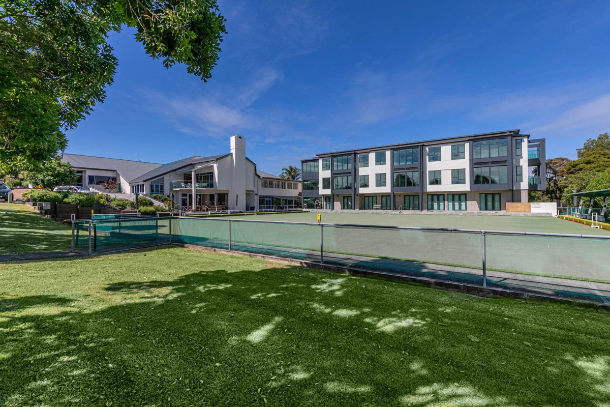 Peninsula Club