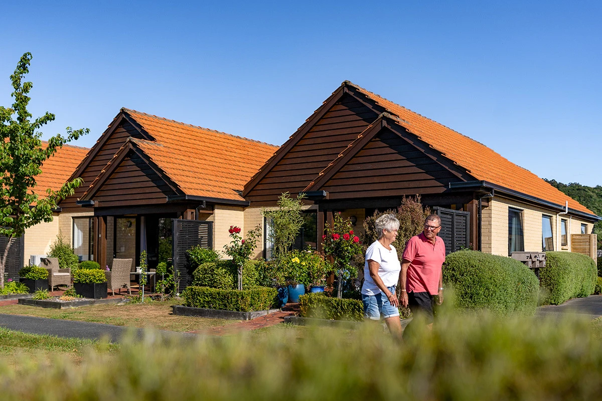 Whitby Lakes Retirement Village